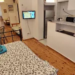 White Tower Cozy Oyr1 Салоники