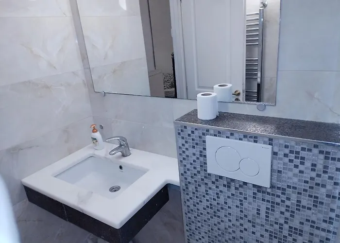 White Tower Cozy Oyr1 테살로니키