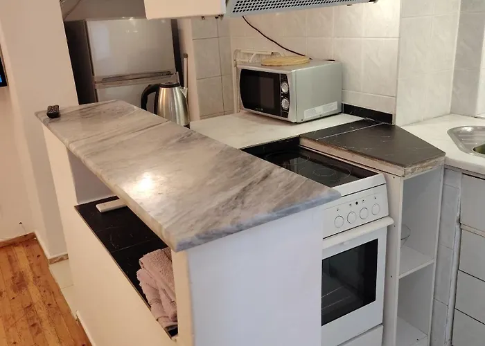 아파트 White Tower Cozy Oyr1