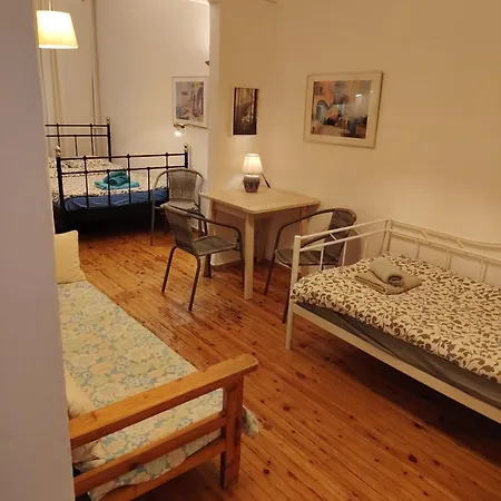 White Tower Cozy Oyr1 * Thessaloniki